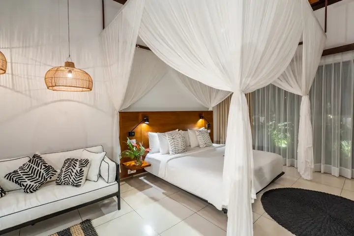 A bedroom suite opening onto the garden